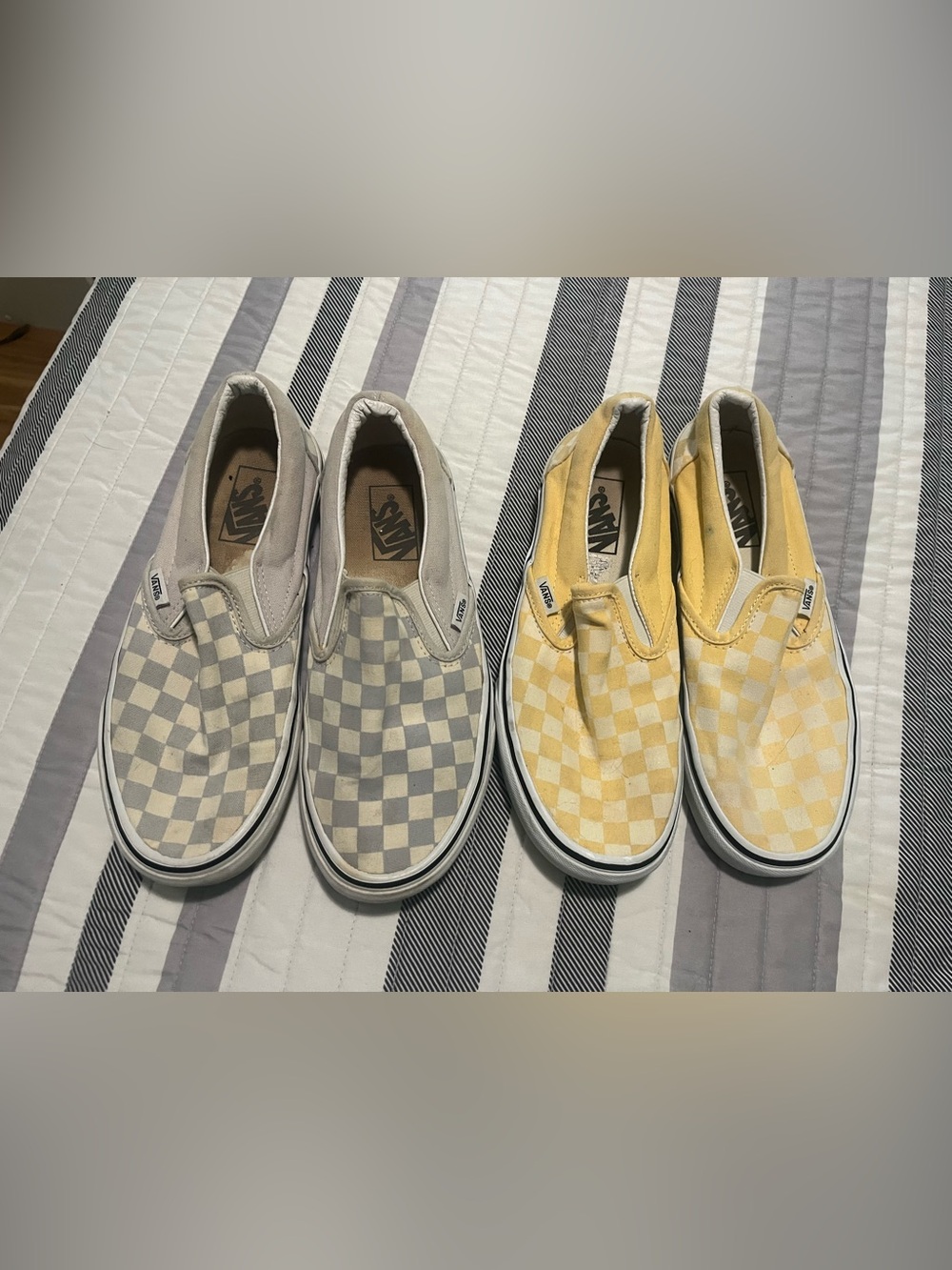 2 pair Vans Checkerboard Slip-On Shoes in Yellow and Gray Mens 6.5 Womens 8.0
